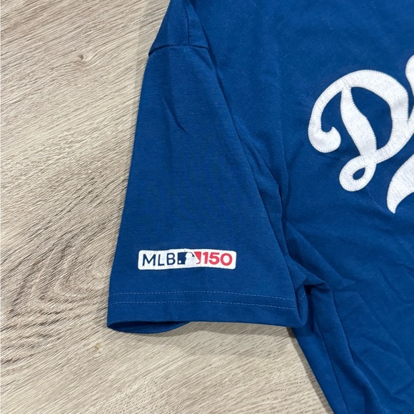 LA Dodgers Hernandez T-Shirt - Picture 4 of 5